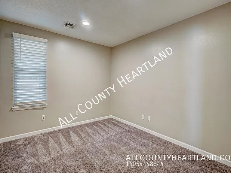 1528 Apollo Rd — Photo 15