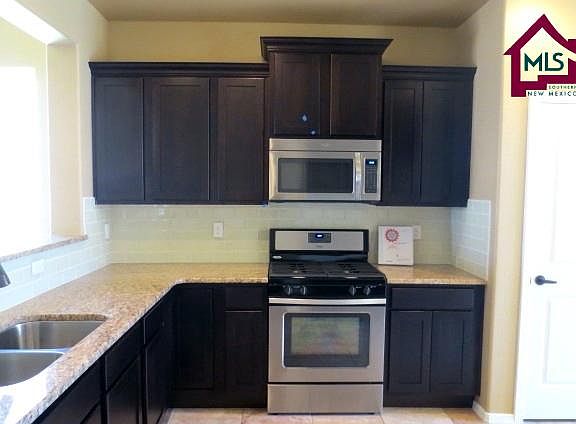 2nd image of 3665 Sienna Ave