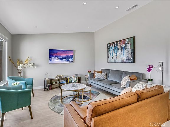 3rd image of 740 Camalot Ct
