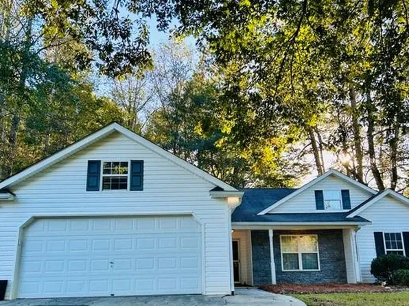 6223 Clearbrook Dr, Flowery Branch, GA 30542