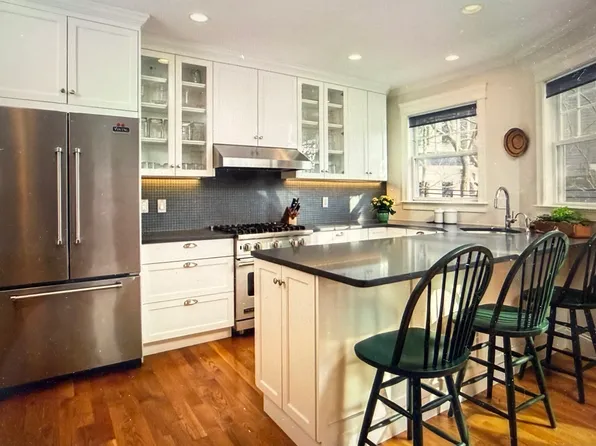 27 Harvard Ave #1, Brookline, MA 02446