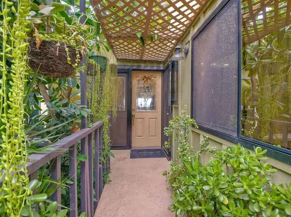 31418 Club Vista Ln, Bonsall, CA 92003