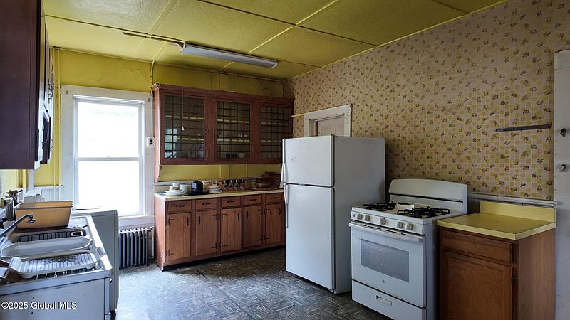 3rd image of 201 McKinley Street