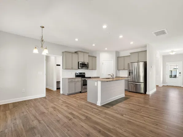 60 Newport Lndg, Garner, NC 27529