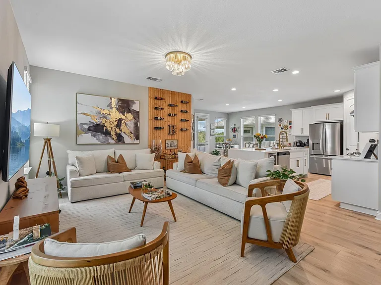 117 Stone Canyon Dr — Photo 6