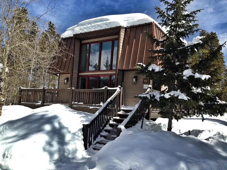 106 Protector Cir — Photo 3