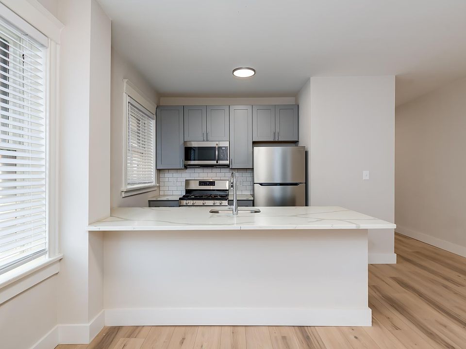 1st image of 2152 Maury Ave #1