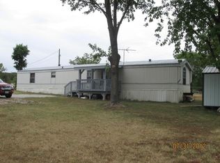 322 8th St, Washburn, MO 65772