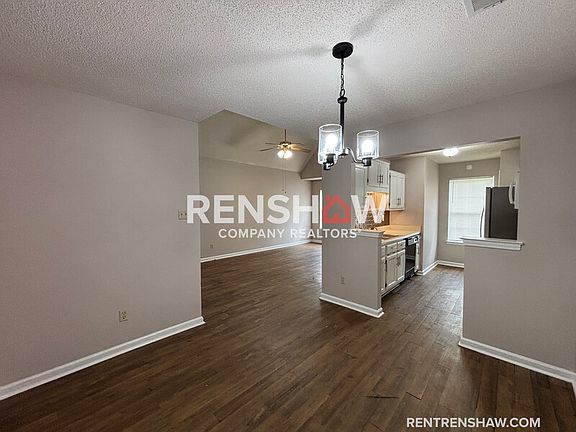 5th image of 2229 Curbertson St