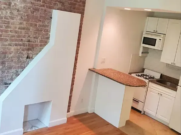 14 Jones Street image 1 of 7