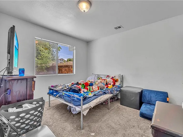 44920 Calston Ave — Photo 7