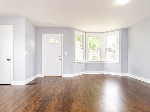 5th image of 5144 N McVicker Ave