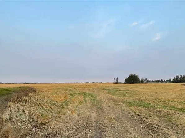 4;20;47;11;SW&4;20;47;2 Highway 833, Camrose, AB T4V 4Z8