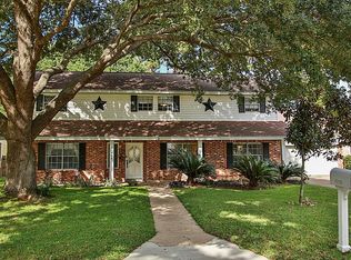 28704 Waikiki Ln, Montgomery, TX 77356