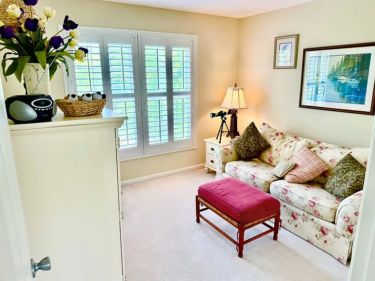 1 Ennis Ln — Photo 9