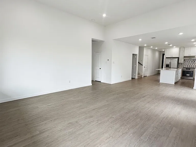 26915 Nightingale Songs Dr — Photo 12