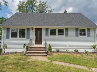 28 Melvin Ave, Iselin, NJ 08830