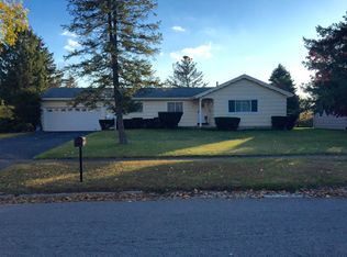 7 Bryn Mawr Rd, Rochester, NY 14624