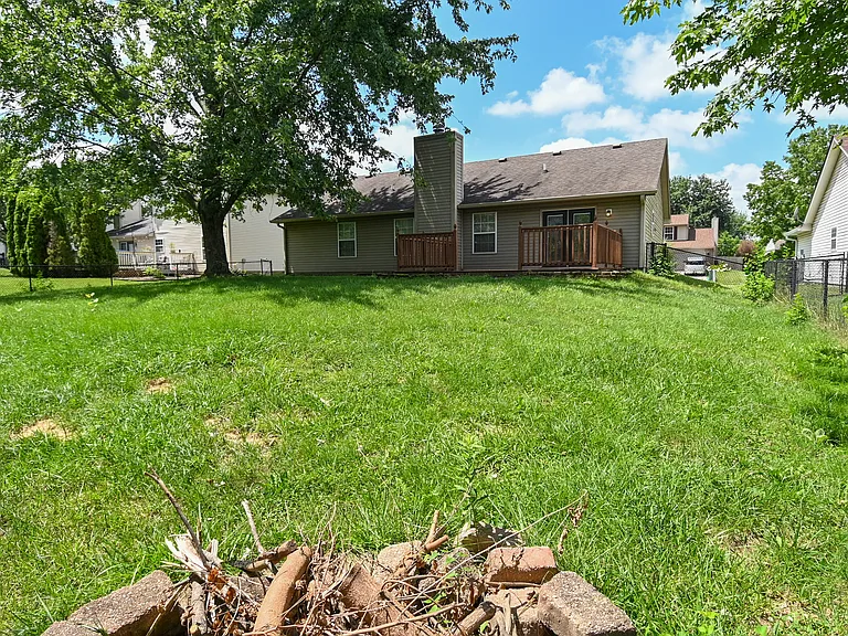 7837 Almond Dr — Photo 46