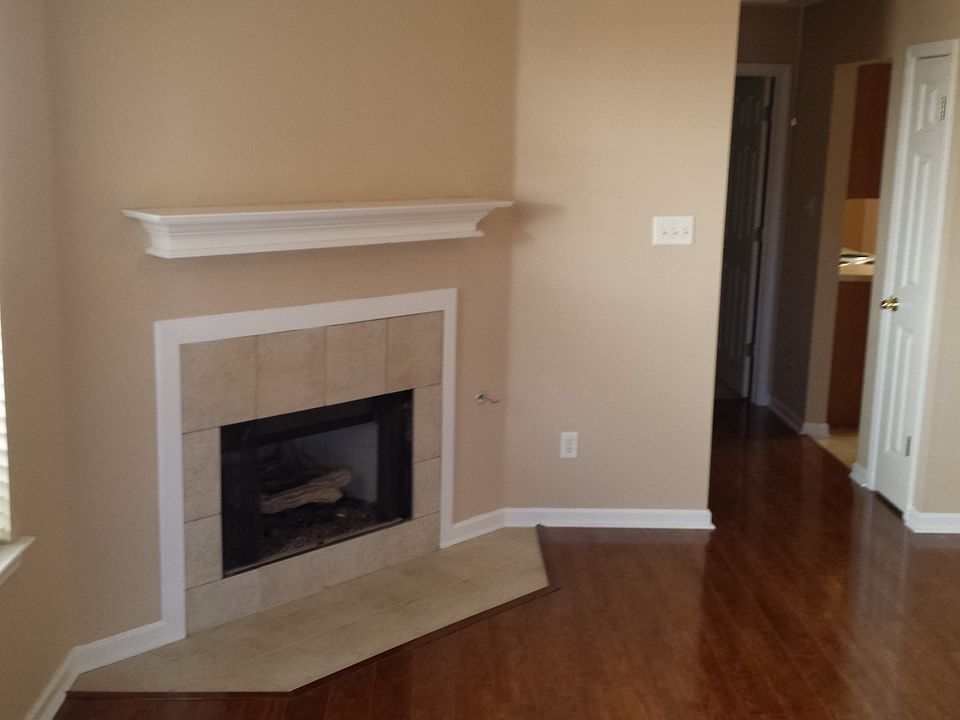1st image of 1100 Sunstar Dr