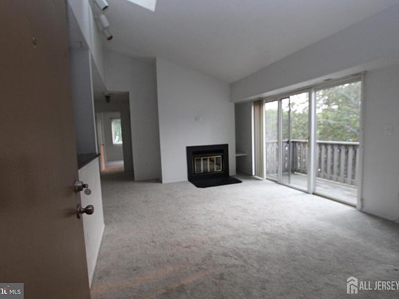 4th image of 2114 Aspen Dr