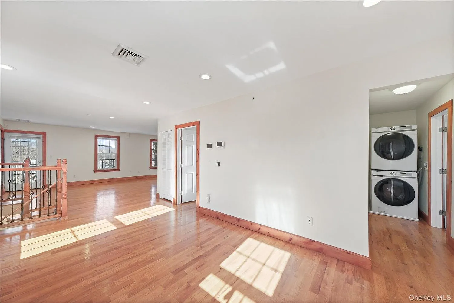 2 bed, 1104 sqft, $2,250 — Photo 3