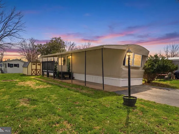 44 Aspen Ln, Carlisle, PA 17015