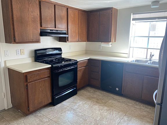 5th image of 587 Lemonwood Ct