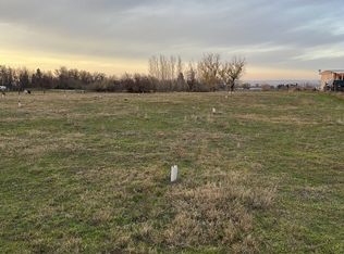 33219 E Columbia Ln, Hermiston, OR 97838