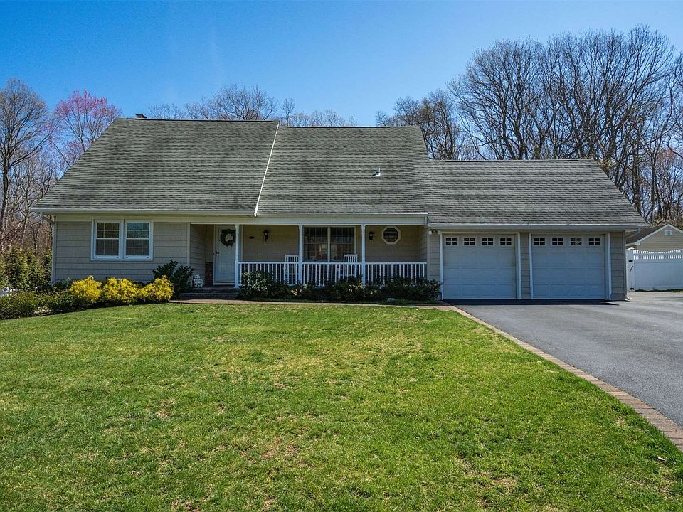 1st image of 27 Robinhood Ln