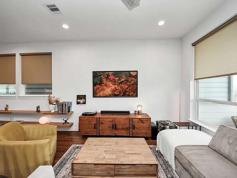 1721 Eado Point Ln — Photo 22