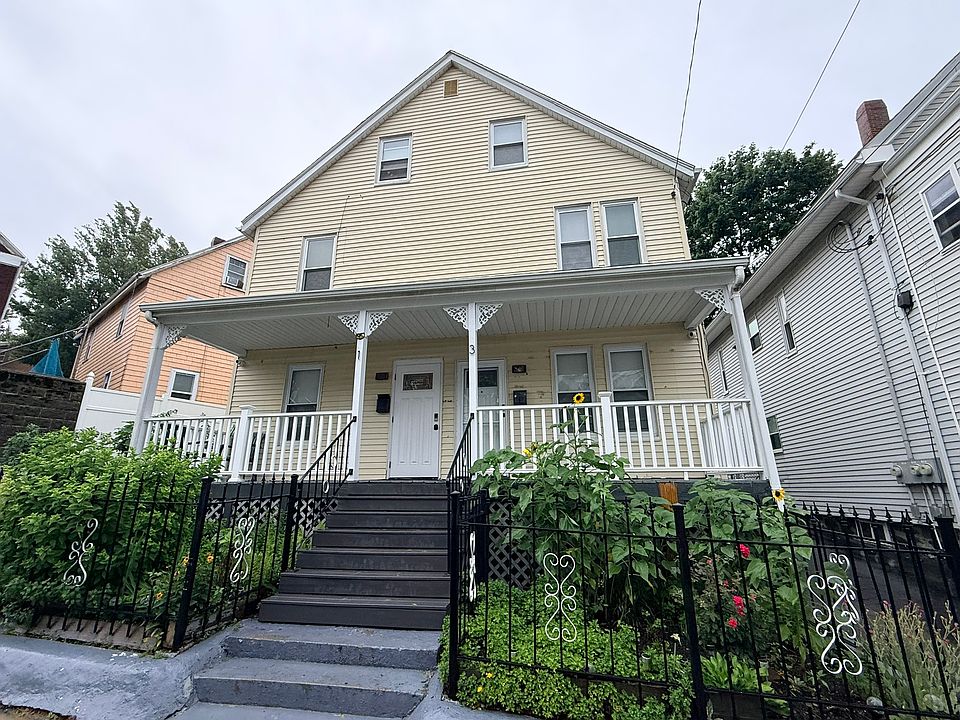 1st image of 1-3 Brookvale St #1