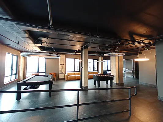 Rented by City Vista Inc | media 33