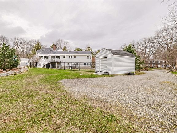5th image of 18 Ramblewood Dr