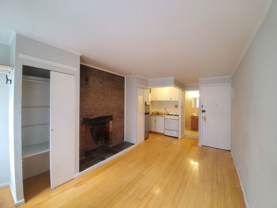 2nd image of 445 W 36th St APT 15