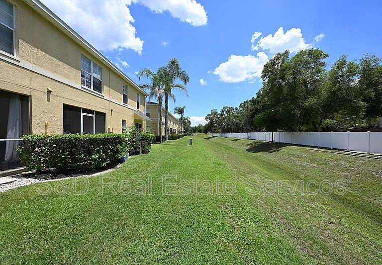 5360 River Rock Rd — Photo 23
