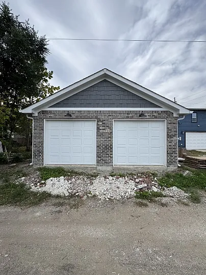 228 N Randolph St — Photo 8