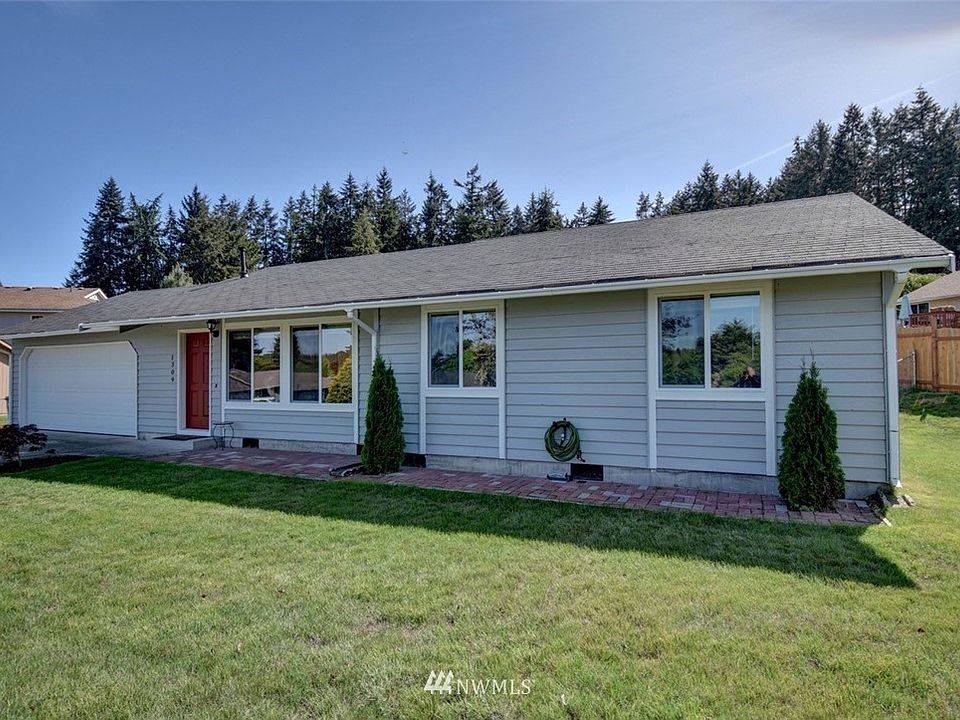 1st image of 1309 Grass Ct SE