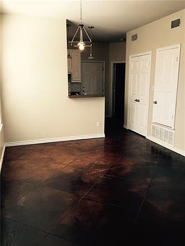 2nd image of 2822 Livingston Ave