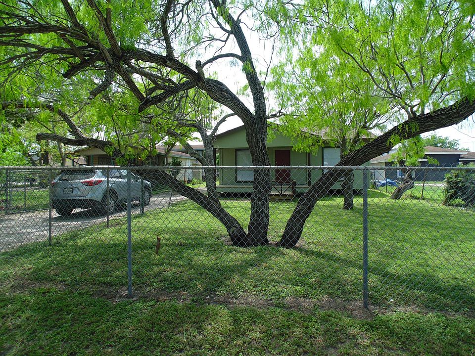 1st image of 2233 Carolyn Dr