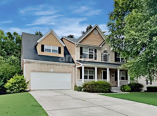 818 Shannon Rd, Loganville, GA 30052