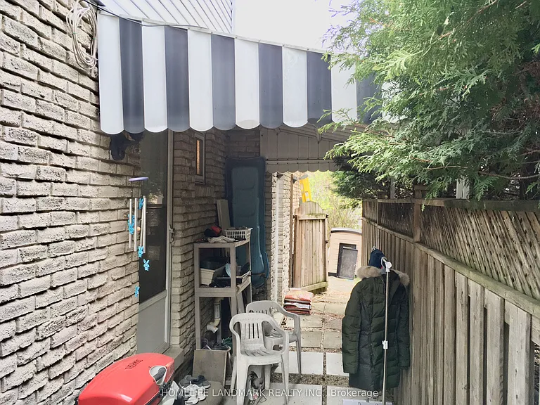 29 W Borough St #BASEMENT — Photo 1