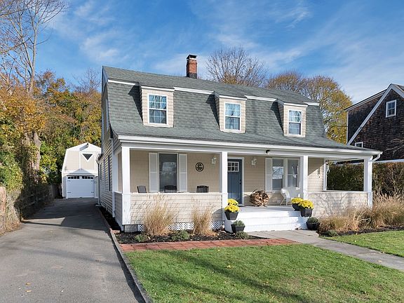 2nd image of 45 Montauk Ave