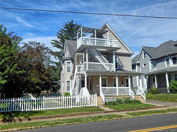 3rd image of 38 Oak Ave