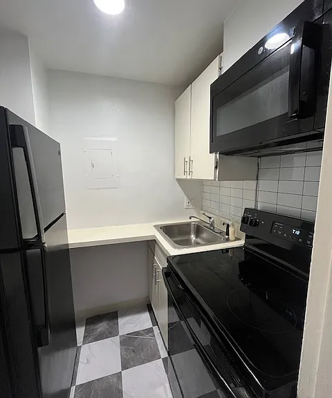 2141 I St NW #203 — Photo 13