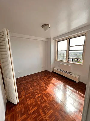 Rented by Smart NY Realty LLC | media 14