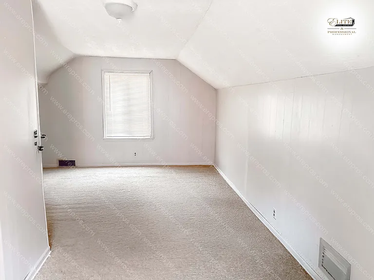 15711 Rossini Dr — Photo 13