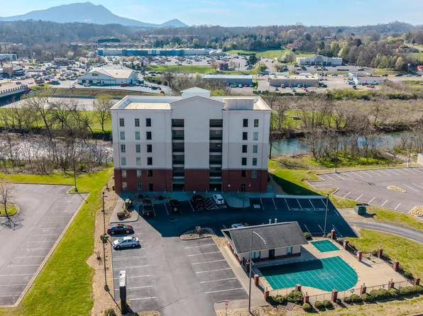 1410 Hurley Dr #502, Sevierville, TN 37862