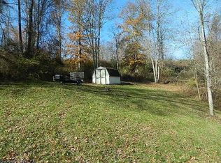 1004 Oak Ridge Dr, Fairmont, WV 26554