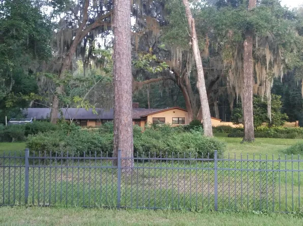 10125 Scott Mill Rd, Jacksonville, FL 32257